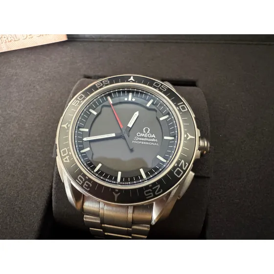 Reloj Omega Speedmaster X-33 Skywalker Gen. Actual Gris Negro Negro