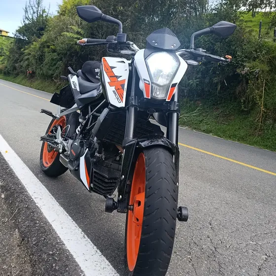 Duke 200