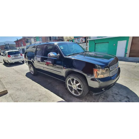 Chevrolet Suburban C Piel Aa Dvd At