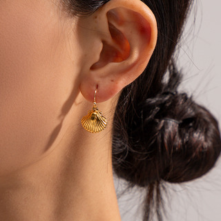Pendientes Breeze Gold Seashell Pendientes Breeze Gold Seashell