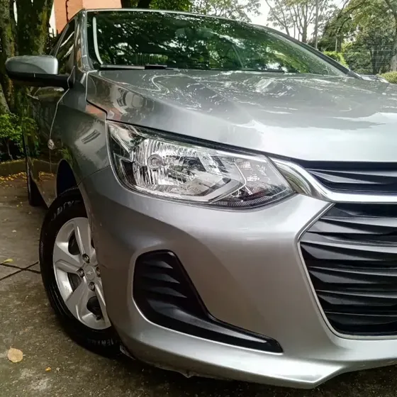 Chevrolet Onix 2025 1.0t Lt At
