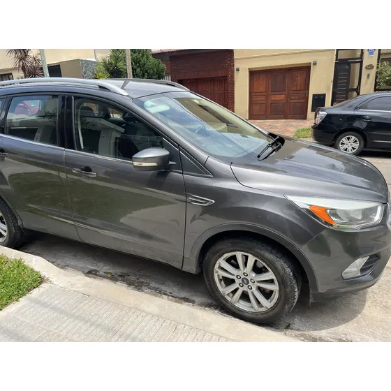 Ford Kuga 2.0 Sel