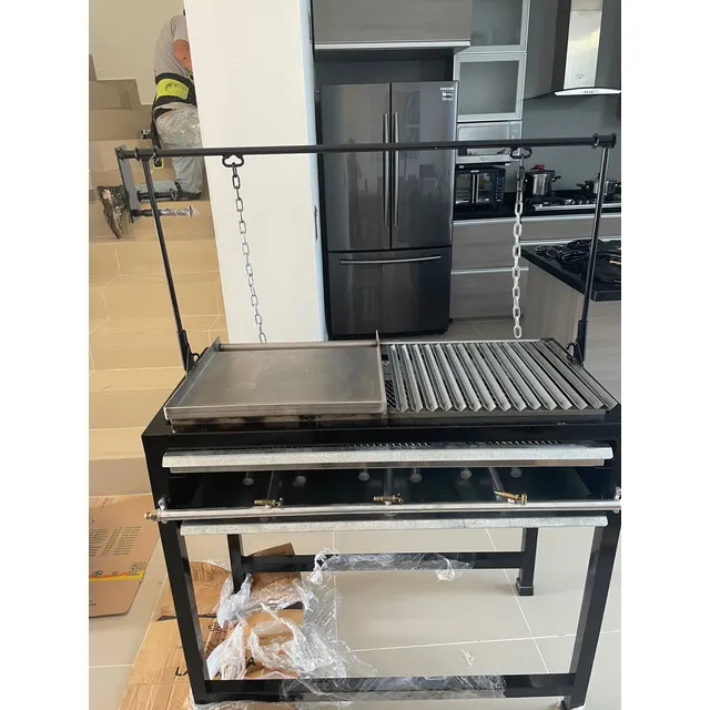 Asador Argentino Con Plancha / Gas Y Carbón Negro