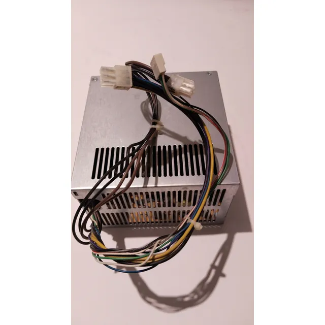 Fuente De Poder Hp Compaq 8100 Élite Gris