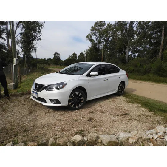 Nissan Sentra 1.8 Exclusive At