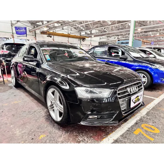 Audi A4 2.0 Special Edition At