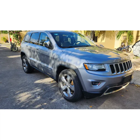Jeep Grand Cherokee 3.6 Limited Lujo V6 4x2 At