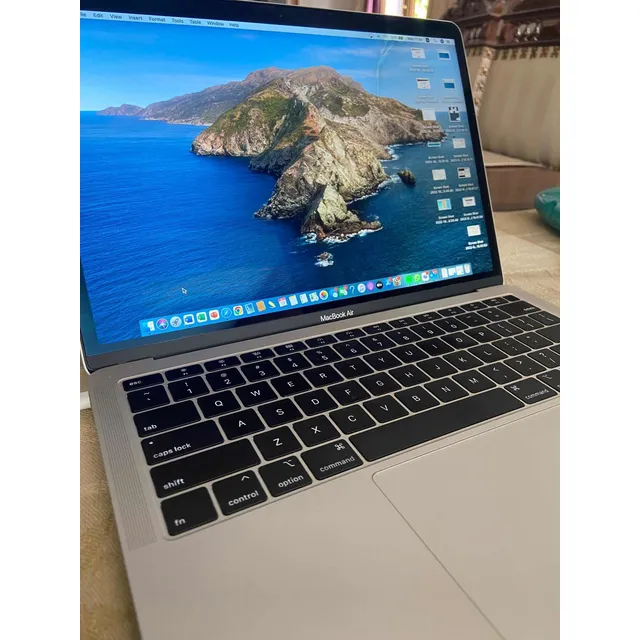 Macbook Air Retina, 13 Pulgadas, 2018. I5 8 Gb Ram 131 Gb