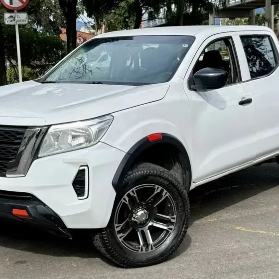 Nissan Frontier 2019 2.5l Mecánica Diesel 4x4 Doble Cabina