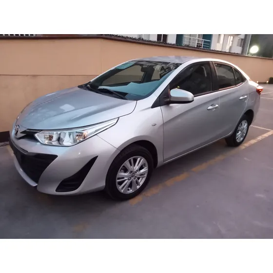 Toyota Yaris 1.5 Core At Sedan Cvt