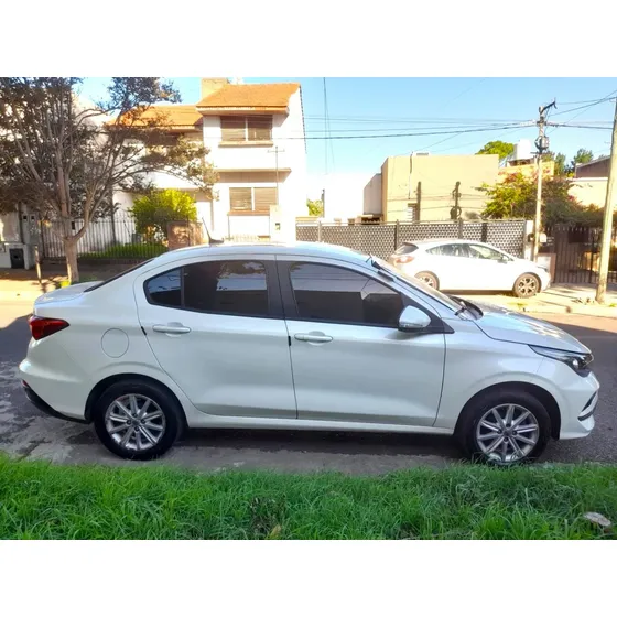 Fiat Cronos 1.3 Drive Cvt
