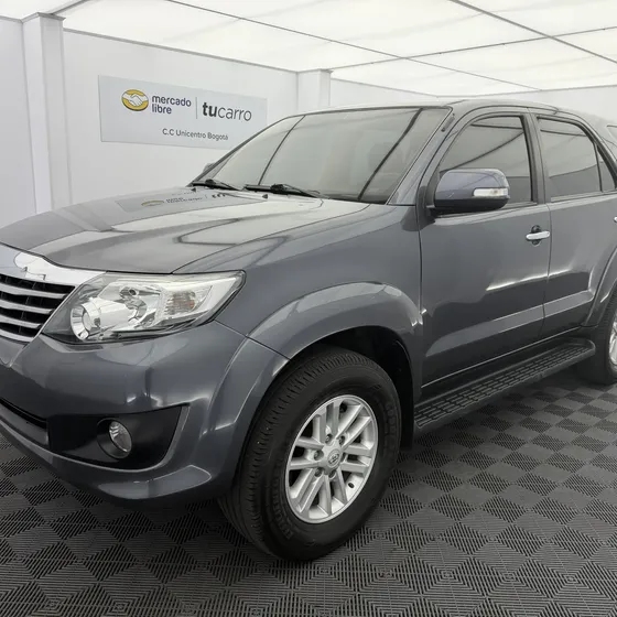 Toyota Fortuner 2012 2.7 4x2