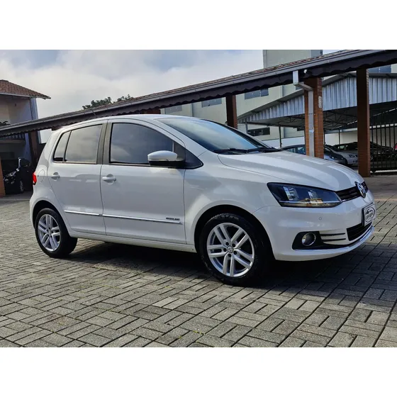 Volkswagen Fox 2015 Highline I Motion 1.6 Flex 16v 5p