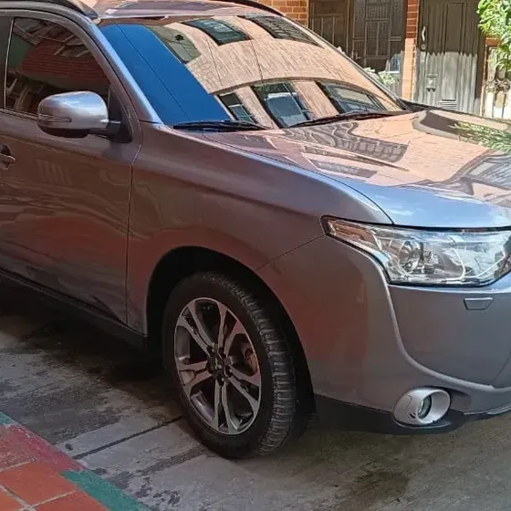 Mitsubishi Outlander 2014 2.4l 167 Hp 4x4