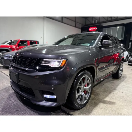 Jeep Grand Cherokee 6.4 Srt-8 At