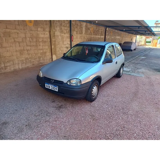 Chevrolet Corsa 1000 1.0 L Sedan 3 Puertas
