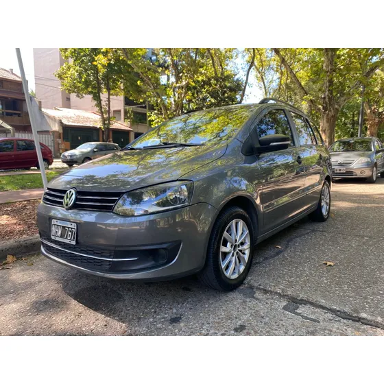 Volkswagen Suran 1.6 Trendline 11b