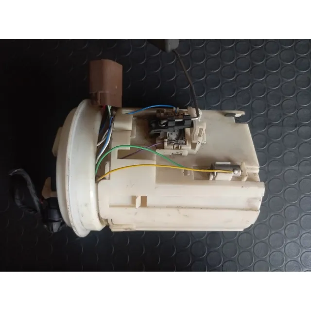 Bomba De Gasolina Electrica Chevrolet Optra Tapa Negra