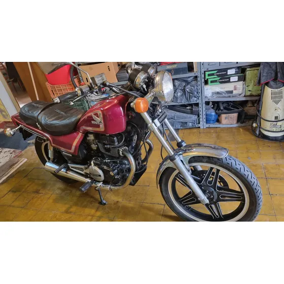 Honda Nighthawk 450 1982 Original.