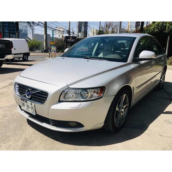 Volvo S40 2.5 T5 Inspirion Geartronic R Desing At