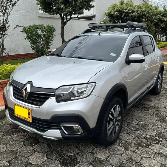 Renault Stepway 2022 1.6 Dynamique / Intens Automática