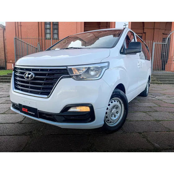 Hyundai H1 2.4 Grand Starex Minibus 12as