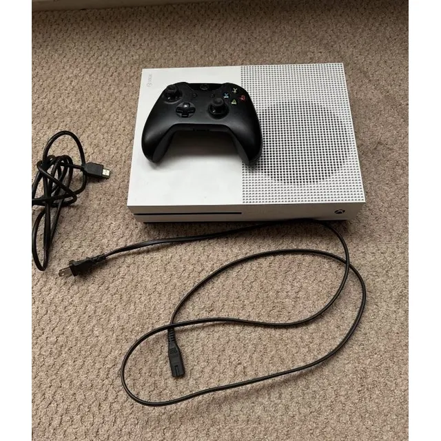 Microsoft Xbox One S 500gb Con Juegos Y Un Mando