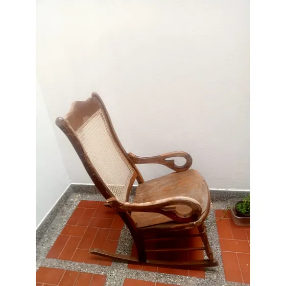 Silla Mecedora Antigua Usada