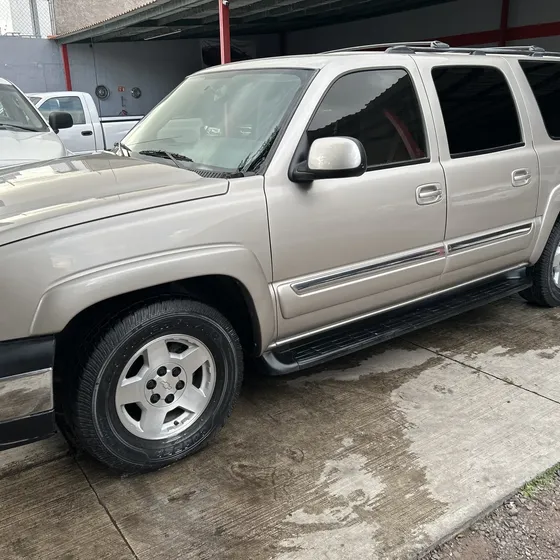 Chevrolet Suburban 2005 A Tela Aa At