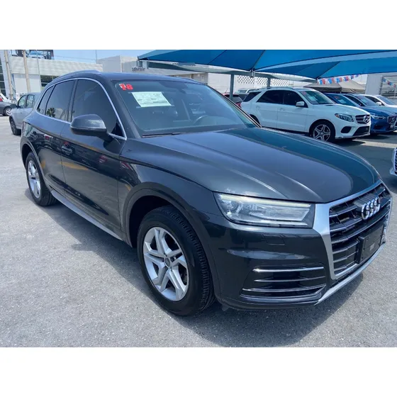 Audi Q5 Select