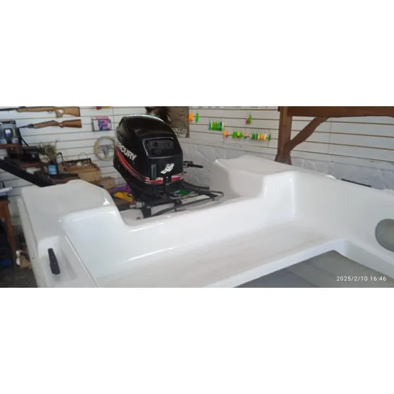Casco Lancha Con Motor Mercury 40 Hp 2 Tiempos Con Arranque