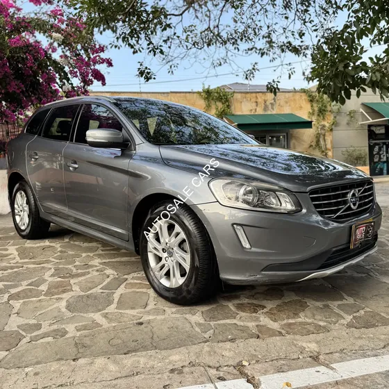 Volvo Xc60 2017 2.0 T5 Awd Momentum