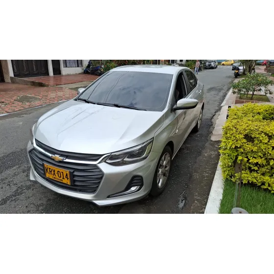 Chevrolet Onix 1.0t Premier Sedan At