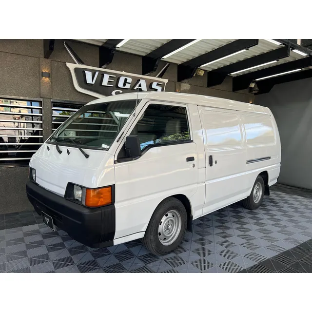 Mitsubishi Panel L300