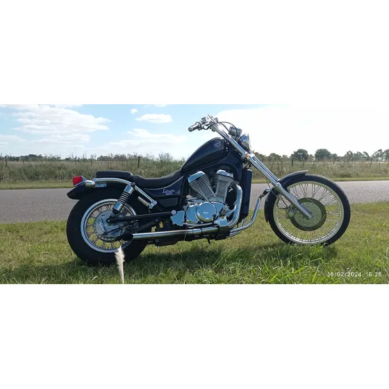 Suzuki Intruder Vs 800