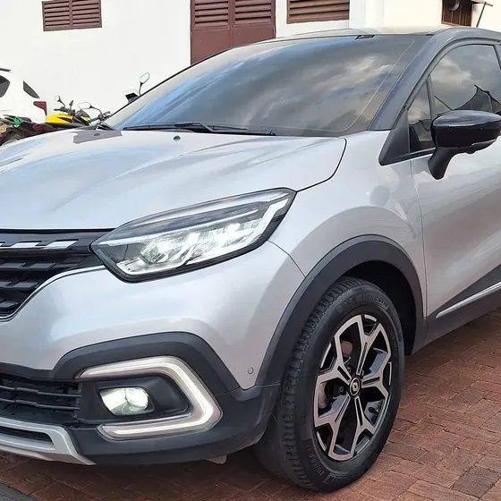 Renault Captur 2023 1.3 T Iconic Cvt