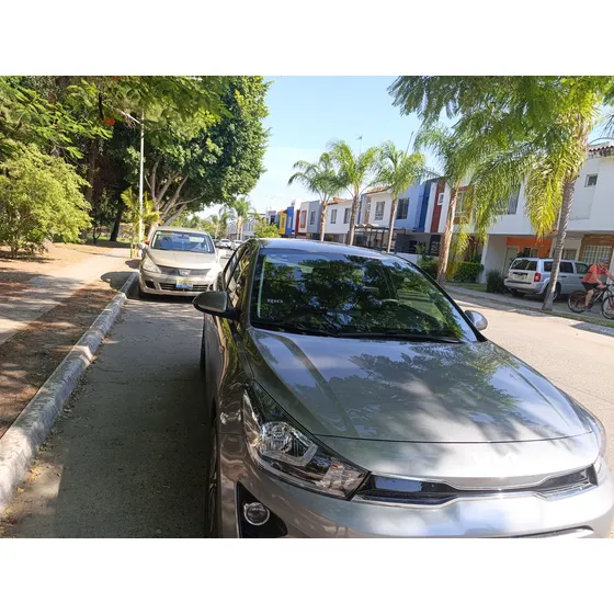 Kia Rio 1.6 Lx Hatchback At