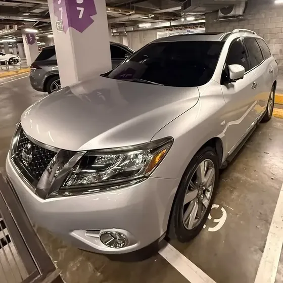 Nissan Pathfinder 2015 3.5 R52 Exclusive