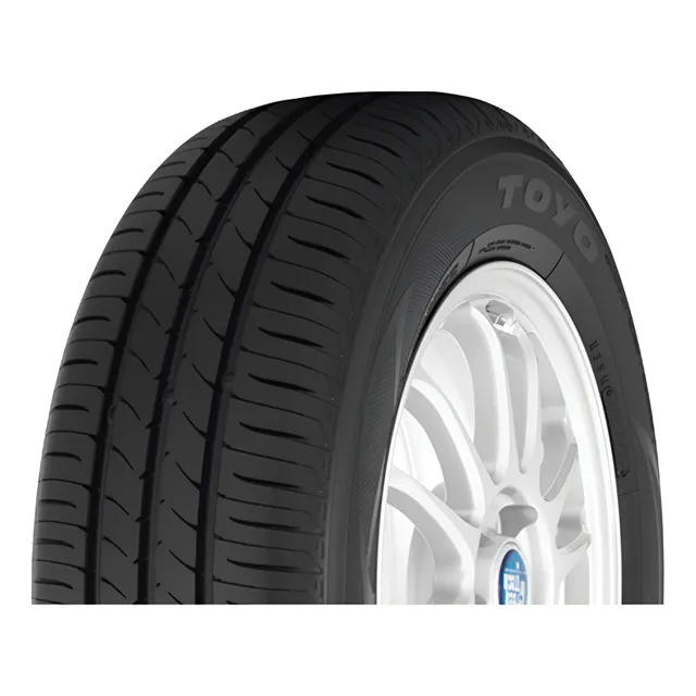 Cubierta Toyo Neo3 155/65 R13 73 T Balanceada
