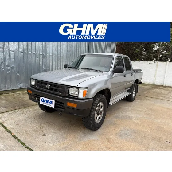 Toyota Hilux 2.8 D/cab 4x4 D Dlx