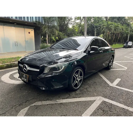 Mercedes-benz Clase Cla 1.6 180d Amg Line At