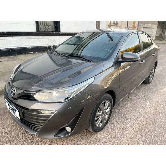 Toyota Yaris 1.5 107cv Xls Sedan