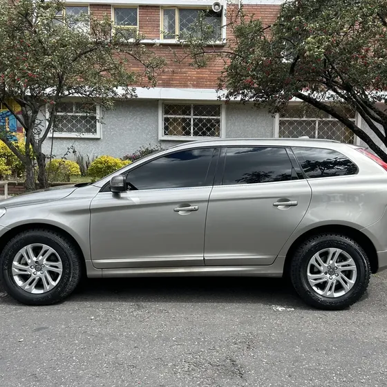 Volvo Xc60 2016 2.5 T5 Awd Kinetic