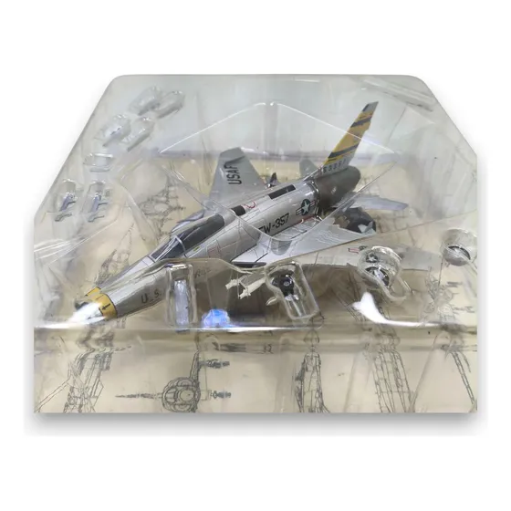 Maquete Aeromodelismo North American F-100d Super Sabre Usa