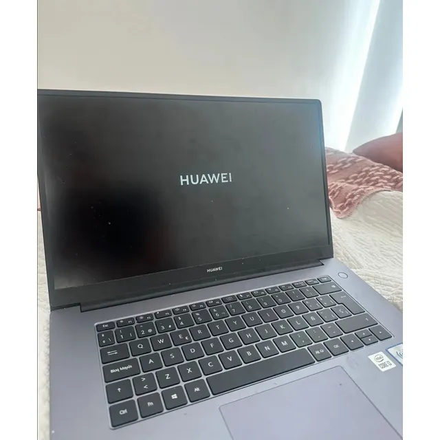 Vendo Notebook Huawei Nueva