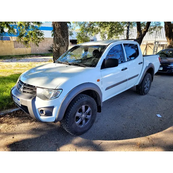 Mitsubishi L200 2.4 Hls Flex Triton Outdoor Dc