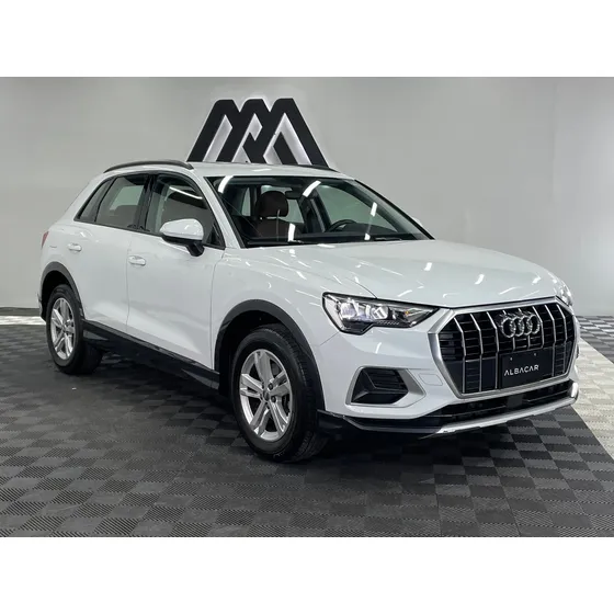 Audi Q3 1.4 Dynamic 150hp S-tronic At