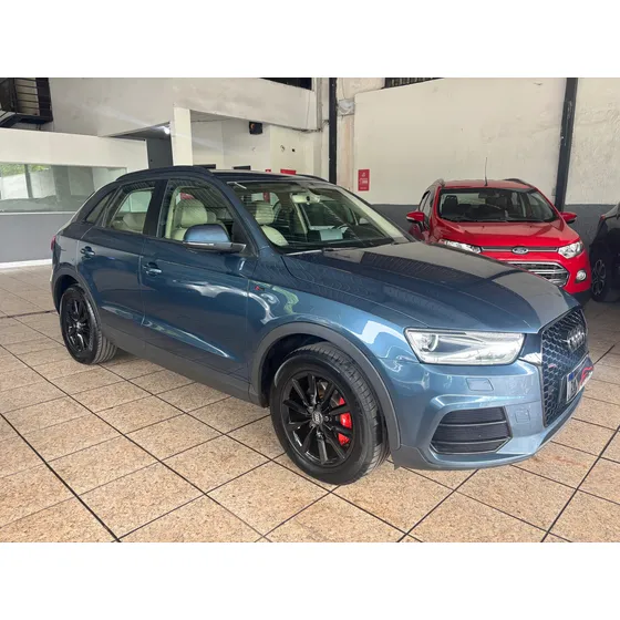 Audi Q3 2.0 Tfsi Attraction S-tronic Quattro 5p
