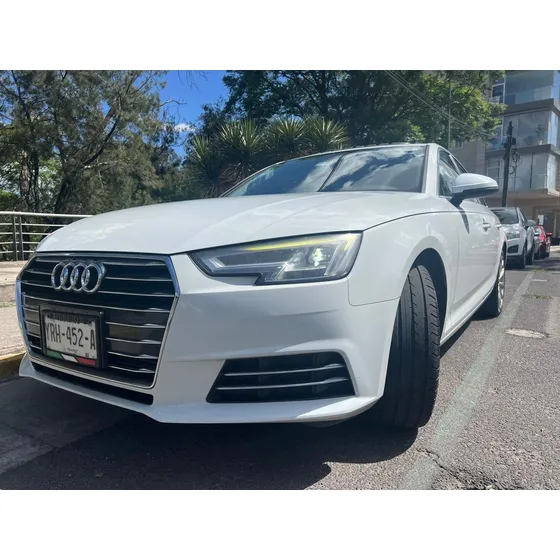 Audi A4 2.0 T Select 190hp Dsg