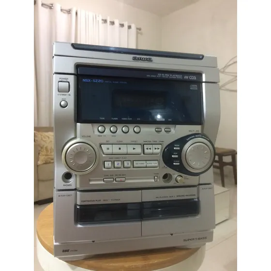 Micro System Aiwa Nsx-sz20 Importado (no Estado) Prateado 100 W